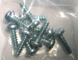 SEBO 0102ER Clamp Screw Sebo G2/Windsor Versamatic Vsa 1/3 for G2