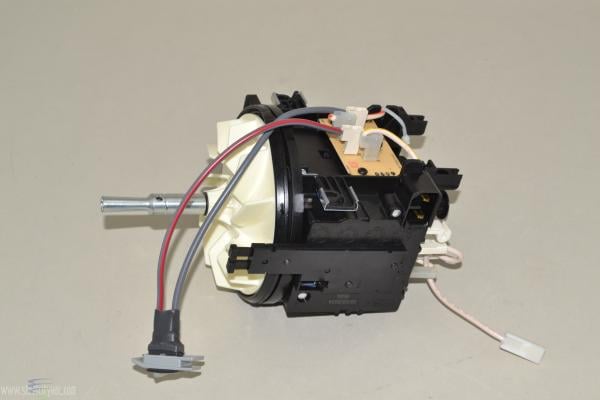 Kirby 101303G Motor Unit Kirby Diamond Edition Only Fits Ultimate G / Diamond Edition Kirby 101303G is a motor unit used specifically in Kirby Diamond Edition and Ultimate G vacuums to deliver suction and drive power to the machine. It is an OEM replacement motor assembly designed to restore original performance and reliability.