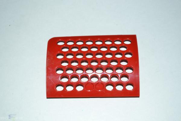 SEBO Exhaust Filter Fits COVER EXHAUST-SEBO X4 UPRIGHT RED The 5711DR is an exhaust filter cover used on compatible SEBO X4 upright vacuum cleaners (red versions). It secures and protects the post-motor exhaust filter while helping maintain proper airflow and filtration performance.