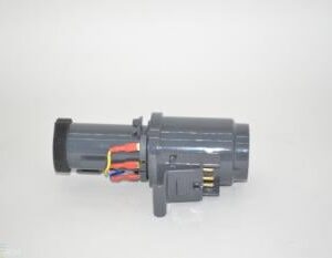 Kenmore 47-1307-03, 591012107, Titan T9000 machine end, Titan T9500 machine end, Kenmore vacuum machine end connector, 3 prong vacuum connector, Kenmore hose end fitting, Kenmore canister vacuum parts, Titan vacuum connection part, Kenmore 1307 parts, vacuum hose machine end Kenmore, Kenmore suction connector, canister vacuum hose end, Kenmore replacement connector, vacuum cleaner 3 prong fitting